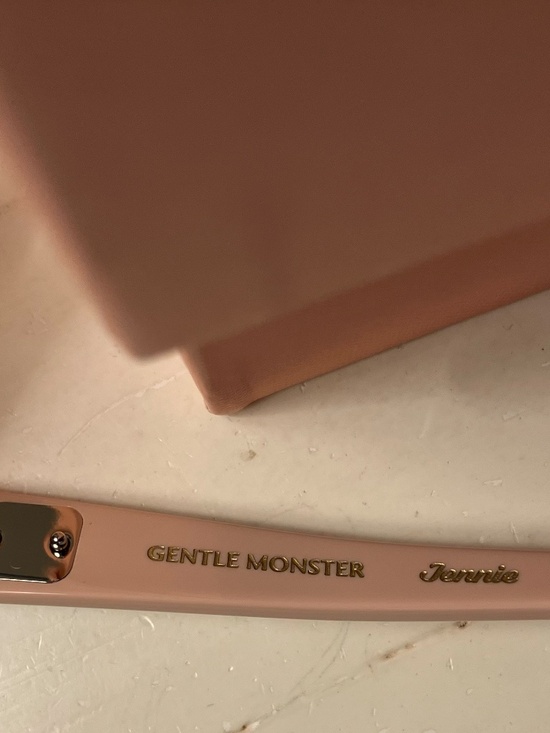 Gentle Monster x Jennie Jentle Salon Hush P7 Pink Brown, Authentic, With Tags main image 7